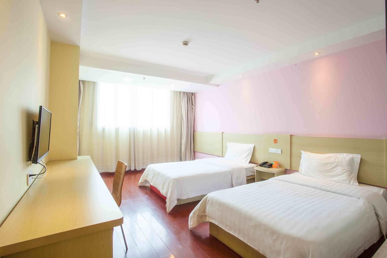 7Days Inn Yunfu Luoding Central חדר תמונה