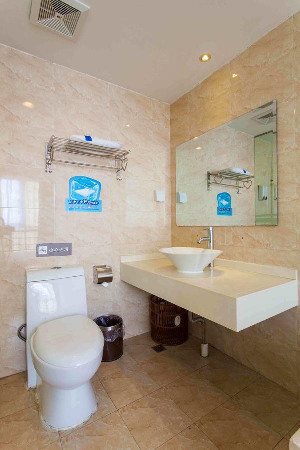 7Days Inn Yunfu Luoding Central חדר תמונה