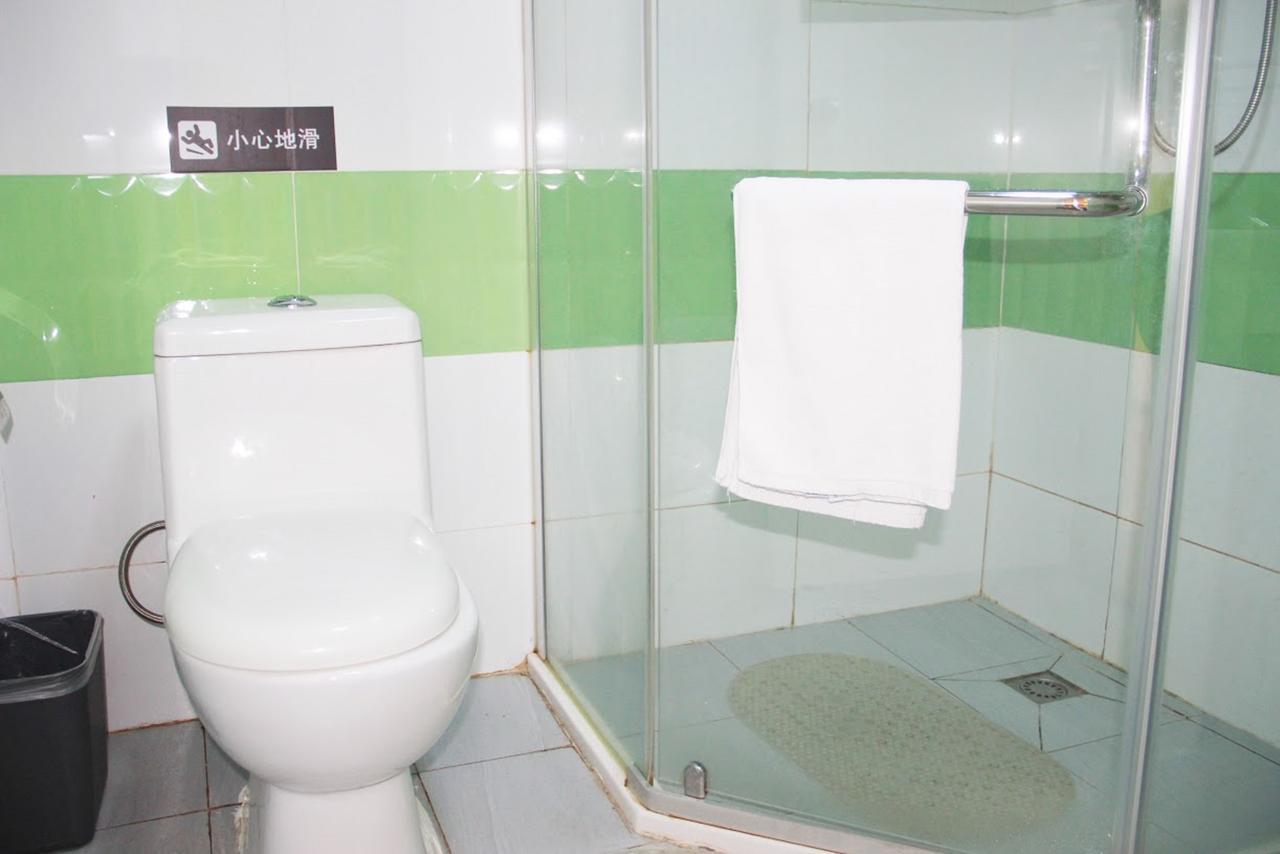 7Days Inn Yunfu Luoding Central מראה חיצוני תמונה