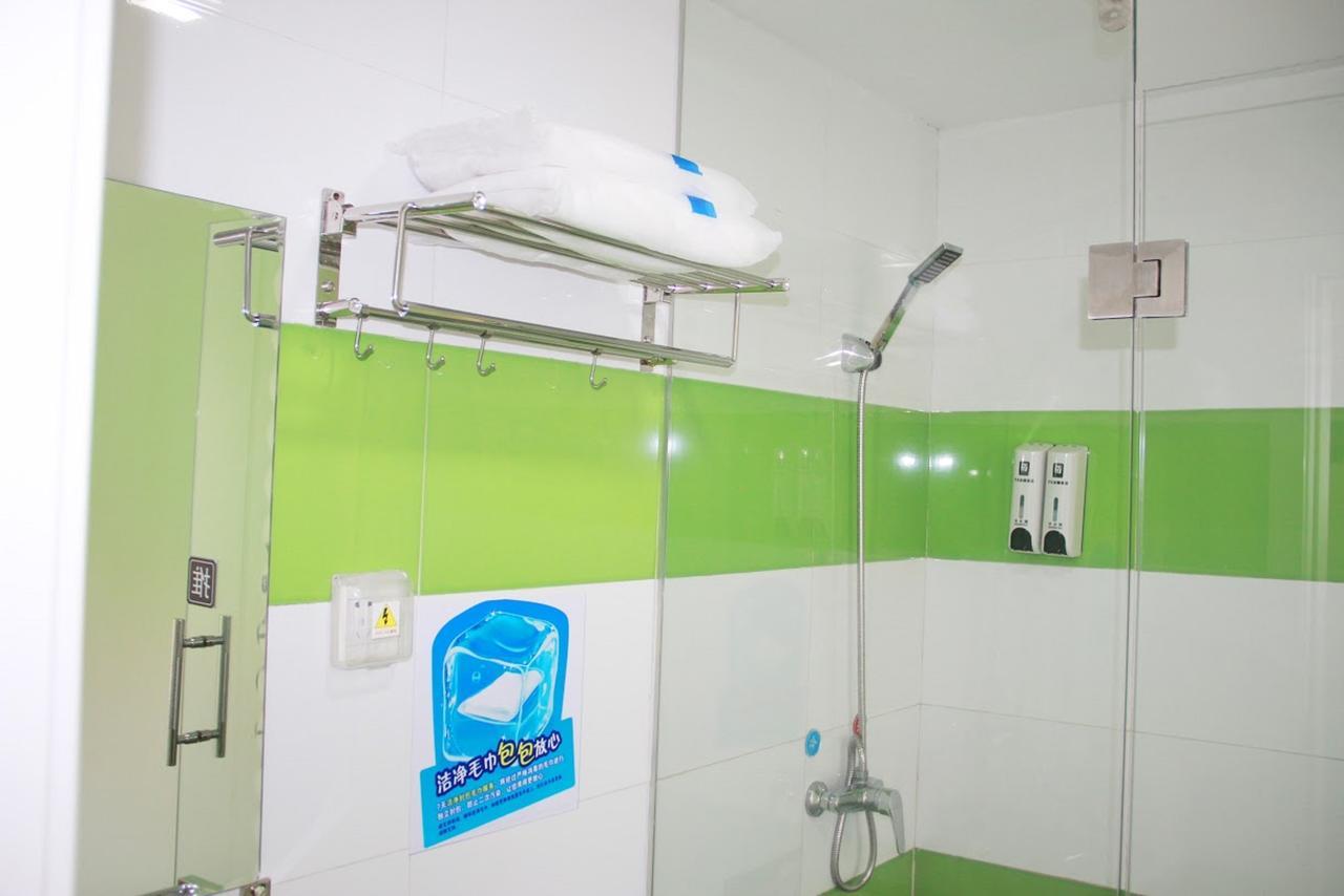 7Days Inn Yunfu Luoding Central מראה חיצוני תמונה